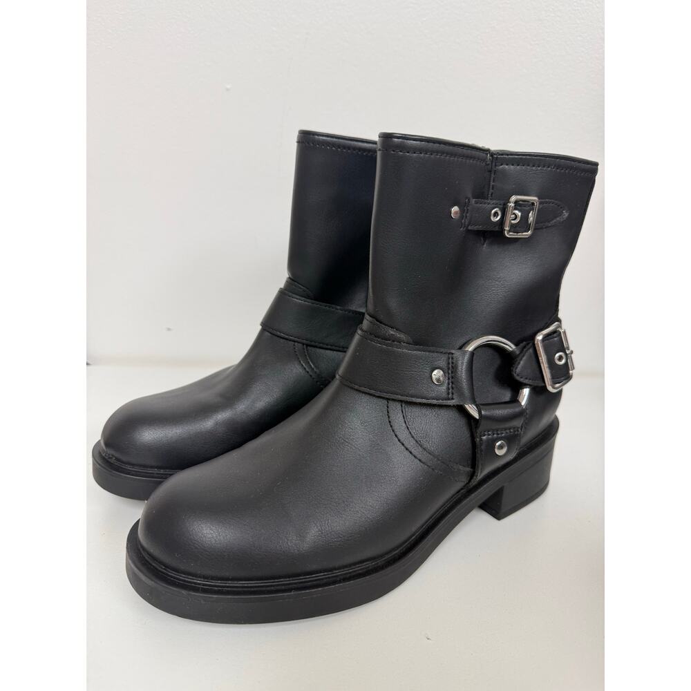 Universal Thread Women Connor Harness Buckle Ankle Boots Black 9 Memory Foam